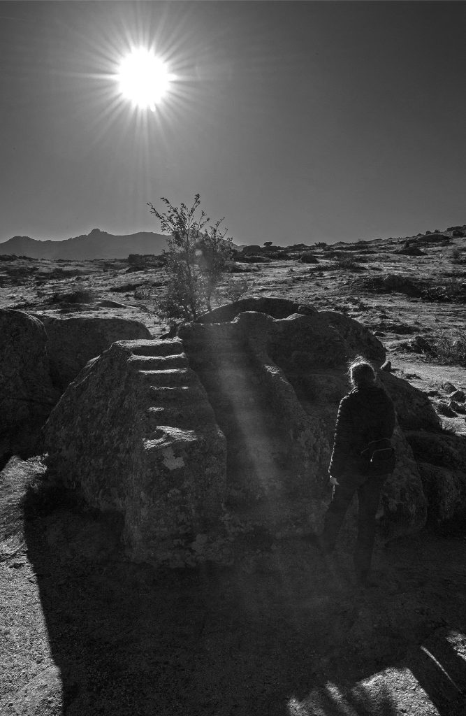 Solsticio de invierno en el santuario rupestre del cerro vetón de Ulaca