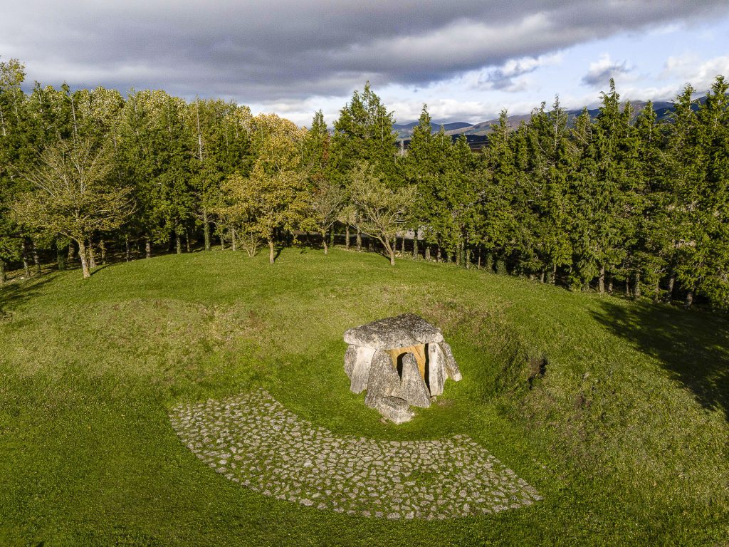 Dolmen de Aizkomendi