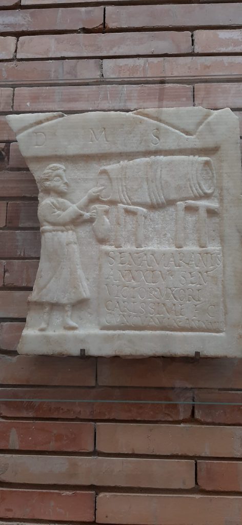 Estela mortuoria de la tabernera Sentia
